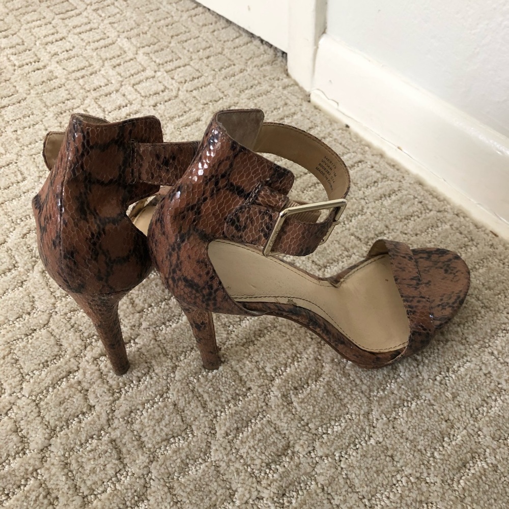 Calvin Klein Snake Skin Heels Size 7